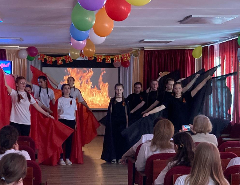 Этот День Победы порохом пропах...