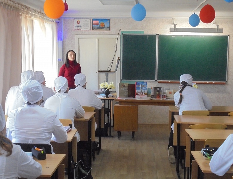 СТИХИ И ПЕСНИ ВОЕННЫХ ЛЕТ
