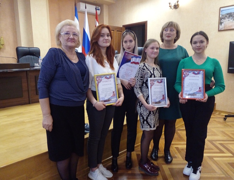 Конкурс «Юные дарования Керчи»