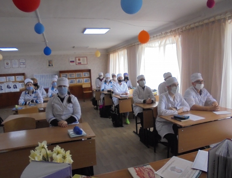 СТИХИ И ПЕСНИ ВОЕННЫХ ЛЕТ